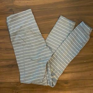 Barely worn athleta tights